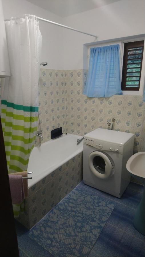 Apartment Vidas Kampor Eksteriør bilde